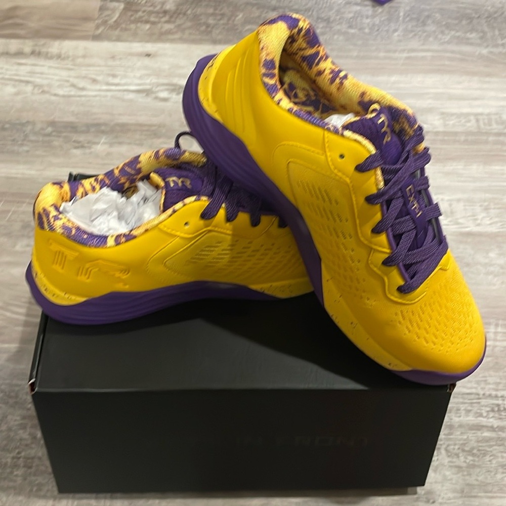 TYR CXT trainer- unisex